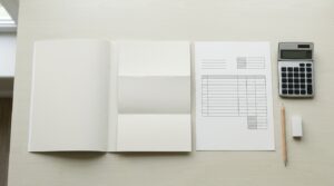 パンフレットデザイン外注費用の相場と依頼先の選び方